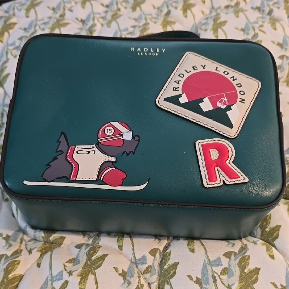 Radley London NWOT Alpine Tis The Ski-son Crossbody Bag